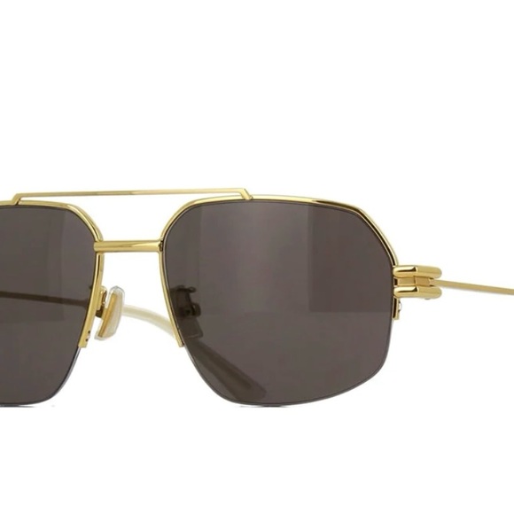 Authentic Bottega Veneta Sunglasses - Picture 2 of 4